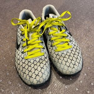 NIKE Metcon 4 Size 7